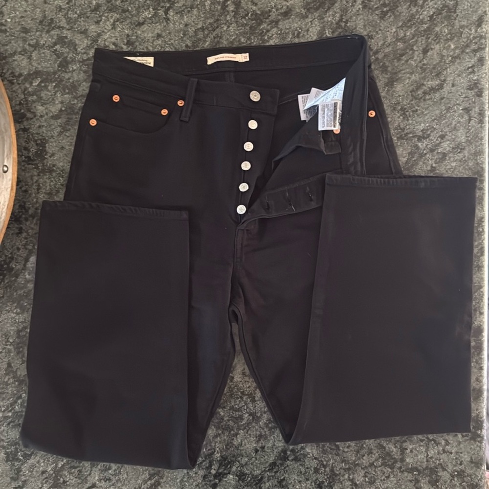 Levi's women’s Ribcage Black Ankle Jeans Timeless Style, size 32 - Picture 6 of 8